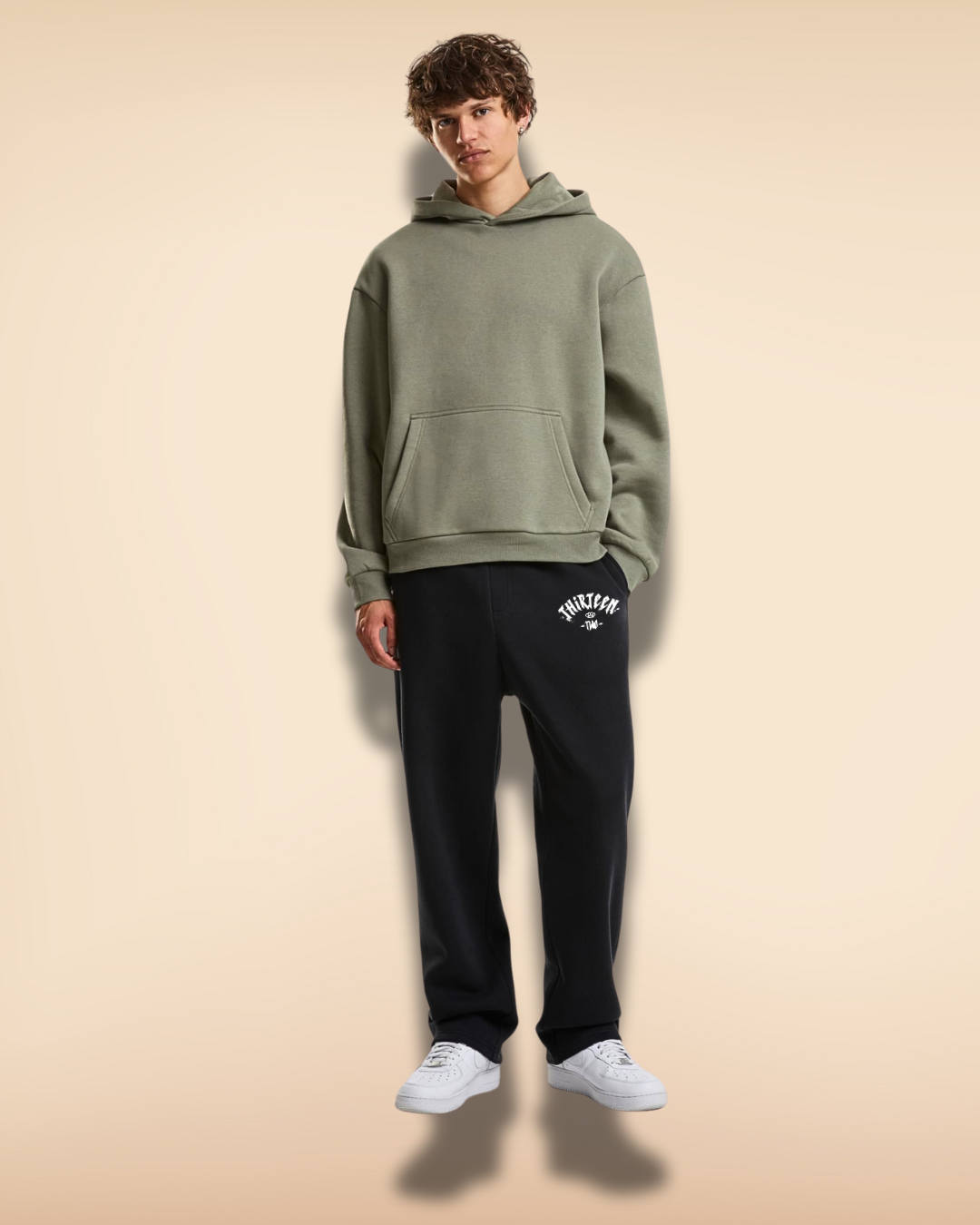 Fluffy Trackpants in verschiedenen Farben – Relaxed Fit. Real Comfort.