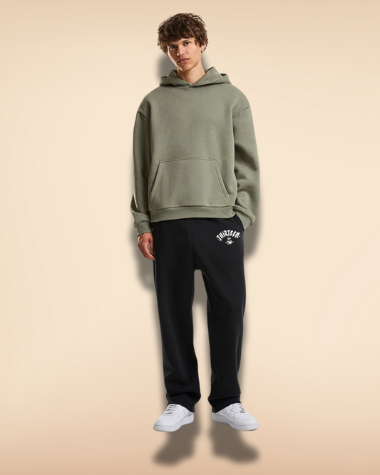 Fluffy Trackpants in verschiedenen Farben – Relaxed Fit. Real Comfort.